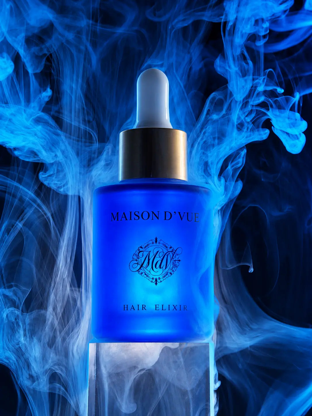 The MAISON D’VUE Hair Elixir in blue smoke